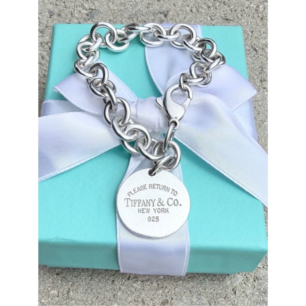 Return to Tiffany & Co. Round Tag Bracelet Silver